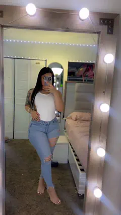 Vanesa - Foto 8dbc7a3e-6cf9-4ee2-a222-151092573dc0