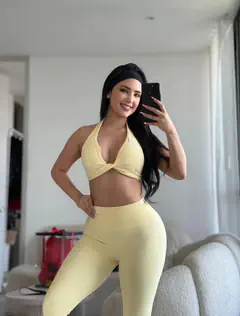 Paula Yopal - Foto 8f1cd0b4-8c71-4863-84a0-5cb2f8e2bd2c
