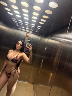 Valentina - Foto 8fff95cd-0e83-461e-8fc4-c0a89c558f54