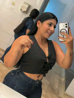 Helen Yuliana - Foto 905de9b0-df2f-44de-ae60-649a3315d2c9