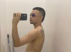 Alexis - Foto 91653409-7542-4acd-825c-2a8723865fe4