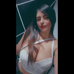 Yuyi - Foto 92f36d02-cc29-4686-aaa2-b1c04b29a666