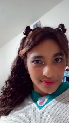 Salome - Foto 9393c798-8a55-4fe5-91db-d6d95c66ea17