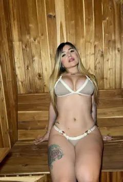 Vanessa - Foto 98caa7fc-2a03-4199-ad77-f43c0dd9a3e6