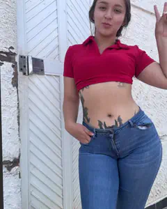 Karina - Foto 991cc980-b11a-493a-9a0b-1a75ee6e5a23