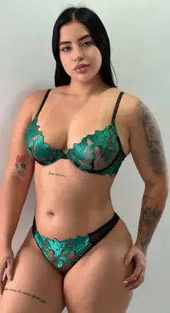 Daniela - Foto 99b48e48-f7ec-41e1-9d72-5fd4a436b38b