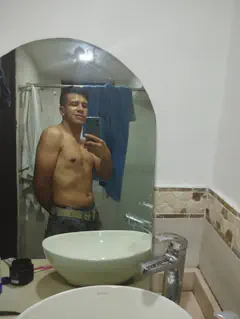 Steev - Foto 99c0b5c2-bba8-4270-8e6a-4bcc904e288a