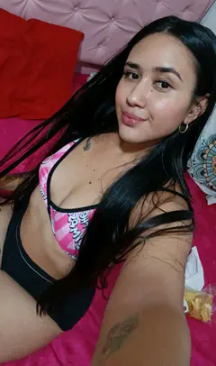 Paula - Foto 99f0a3f8-c4f3-4a84-a5bc-385b9ee09bfb