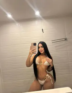 Juliana - Foto 9bd2406f-9508-4077-b2a2-3c942ad0e3be