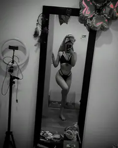 Camila - Foto 9c16b4e5-b21a-4aa4-b230-d11239927678