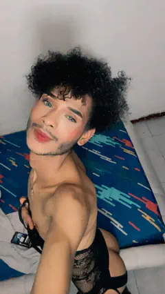 Alex - Foto 9c6c8178-d6da-4cc3-a3f0-460619906f47