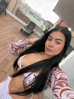 Va Nessa - Foto 9ce856e9-aab2-4acd-a992-2325823dcd6b