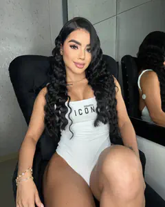 Elizabeth - Foto a0884b9c-b982-45cf-87fc-02e2728373f8