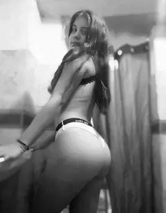 Tania - Foto a9372580-5593-4c59-b81b-21eb72148614