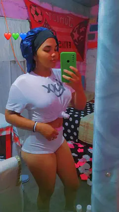 Claudia - Foto a941ef41-d432-47c8-ad47-868607a7ed10