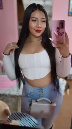 Angelica - Foto ad128192-a10d-4dae-84df-fa1c22d4cf06