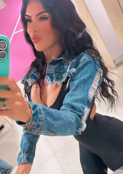 Kimberly Cruz - Foto ad805b17-fba1-4535-a196-6e8e8e81e072