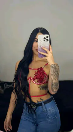 Tania - Foto afdb7485-5dc6-478f-80c3-f84135b94903