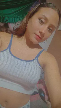 Yesenia - Foto b3f903f0-566f-45d8-8f8b-26f36c0ffd49