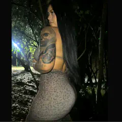 Nicol - Foto b41eae1d-7c3c-4e38-990f-7338444b614e