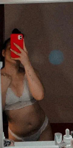 Tina - Foto b6890b13-b660-496d-a303-6c85739e1383