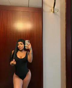 Juliana - Foto b761119e-0501-4fa6-b1b5-0133c4ef5e41