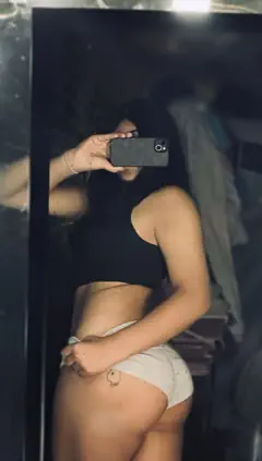 Nikol - Foto b8229f45-3fc8-4072-a63e-cf9c84b4ee7f