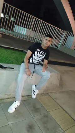 Sebastian - Foto b85f16ec-9e07-4e3c-b768-a121355f7c53