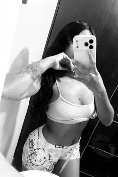 Angy - Foto bb21466a-66ab-42ea-83c6-307204783e5f
