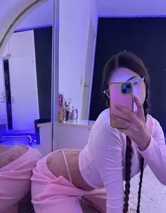 Yessica - Foto bb24a9b1-0183-4451-81b6-8cda1e29eeb5