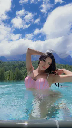 Angelica Doll - Foto bb3360bb-91e5-4f2a-9e7e-1b912a143a75