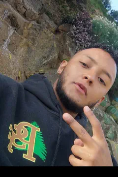 Emanuel - Foto bbca57a7-48ee-4859-9d48-586174e91aa9