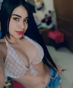 Valentina - Foto bbf482ed-a046-4485-90b6-3e61eca73e9b