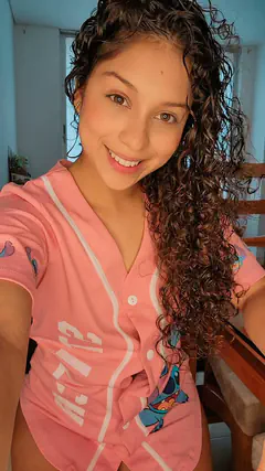 Karen - Foto bc0d9b7a-97a3-4d89-95f1-c196a682d23d