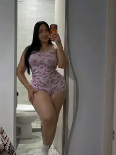 Nallely - Foto bc18c03b-70d3-4c88-b68d-ae124d05d49d