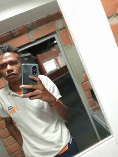 Cristian - Foto bf5378b2-b53d-4ff4-c150-329e34b0ec00