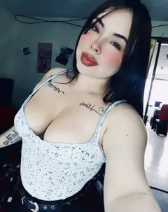 Valentina - Foto bff3ce09-5c0f-4708-a410-282d8de5d568