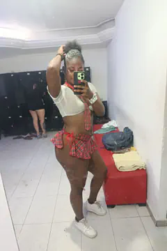 Valeria - Foto c0851f7b-8b07-4111-8c70-c345b609d4b7