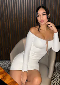 Adriana - Foto c3ae57d5-bc7b-45b9-bac8-07725e23ce0f