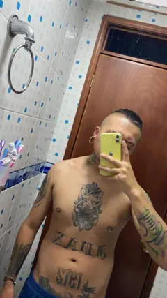 Stiven - Foto c61e8e5d-d9c1-4443-83e0-f0f7d01ddd33