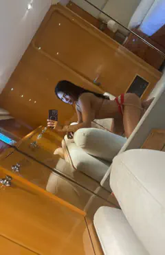 Chanel - Foto c77e99a9-cf8f-4728-94cf-68d57b95b7ce