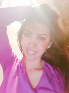 Jeyni - Foto c8387f16-cb75-433d-8881-f50b03c8de00