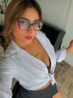 Carolina MedellíN - Foto c872d048-77ed-4987-928b-37b20482e80b