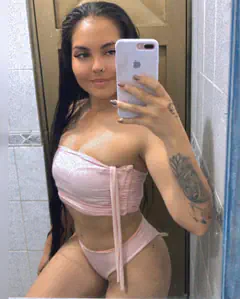 Yina - Foto c8b0a8e9-15c1-40a6-9fae-71cb4918222d