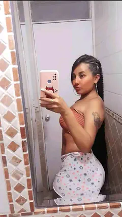 Shari - Foto c8cc0c54-945c-4705-a070-d3e2bcee9c94