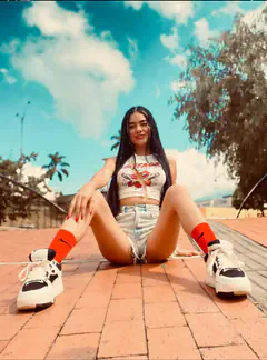 Caro - Foto c9bb9506-7e3c-42d9-90d3-430adfc93e82