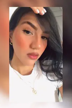 May - Foto cb1fa490-c2e6-4f7f-97ae-ff3fefcfed0e