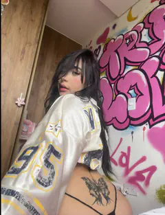 Vannesa - Foto cb4875c1-565d-45bd-ac84-13edc7211adf