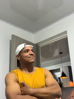 Julian - Foto d029f1da-ef70-426f-a74f-46c7b3987256