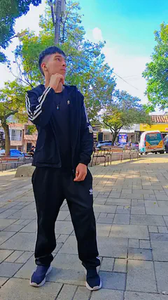 Alexander - Foto d0ca9eee-e39d-4527-8a22-ef8947f3f9df